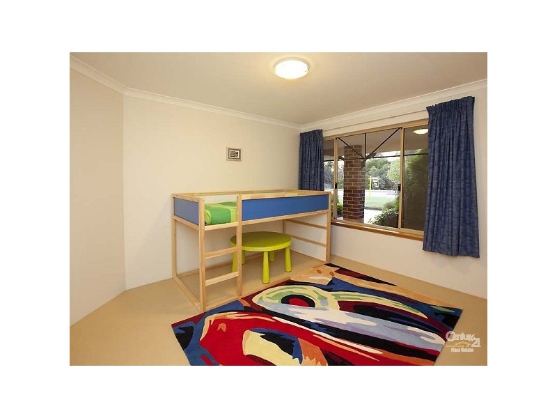 131 Ferndale Crescent, Ferndale WA 6148