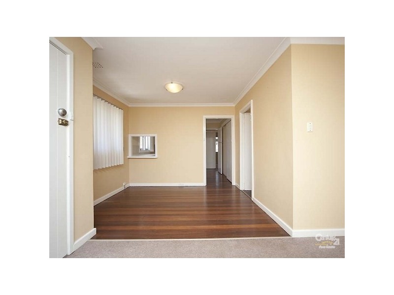 11 Meyrick Way, Langford WA 6147