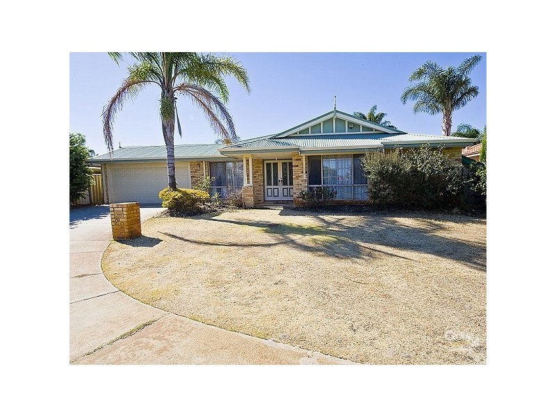 22 Wisteria Place, Thornlie WA 6108