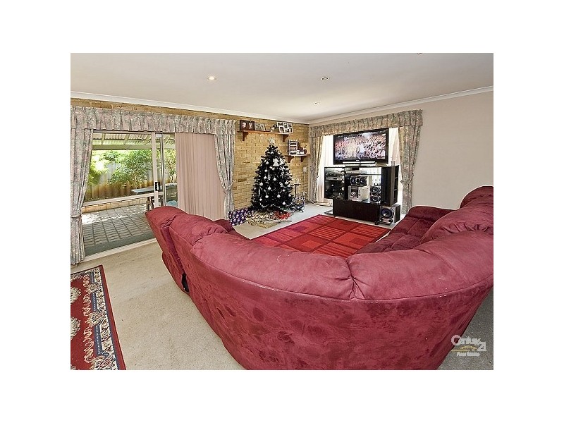 22 Wisteria Place, Thornlie WA 6108