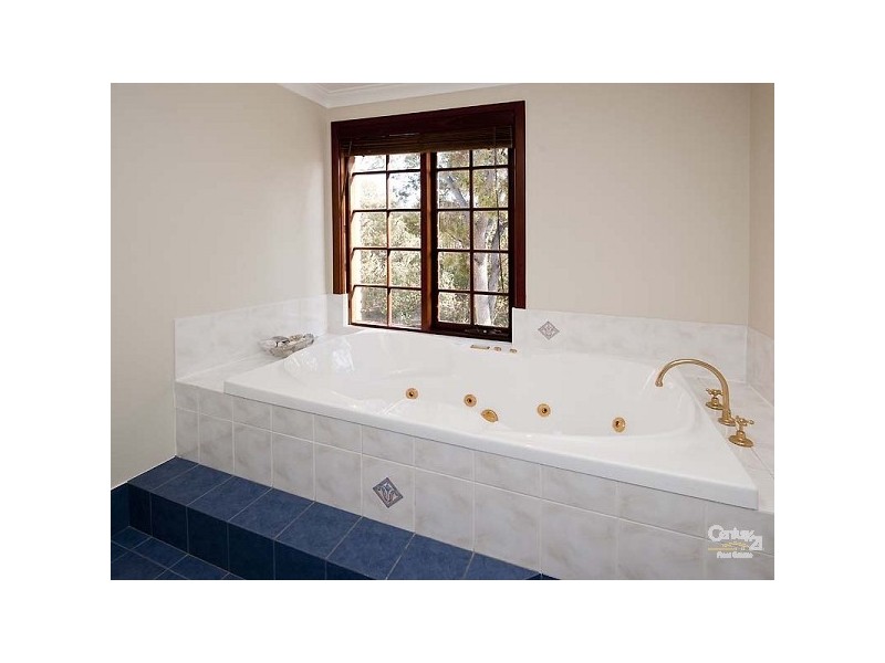 139 Weir Road, Baskerville WA 6056