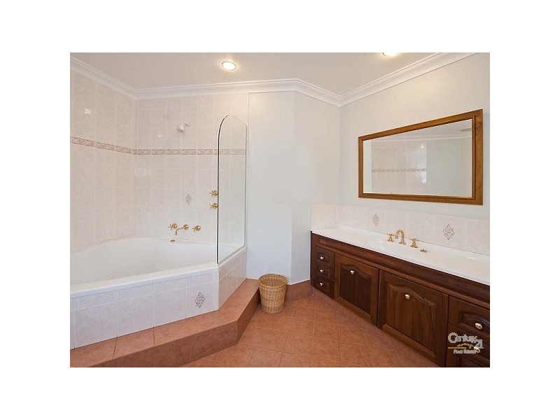 139 Weir Road, Baskerville WA 6056