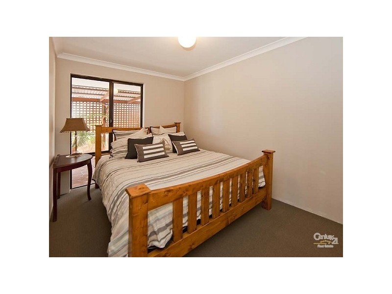 24 Pipit Close, Huntingdale WA 6110