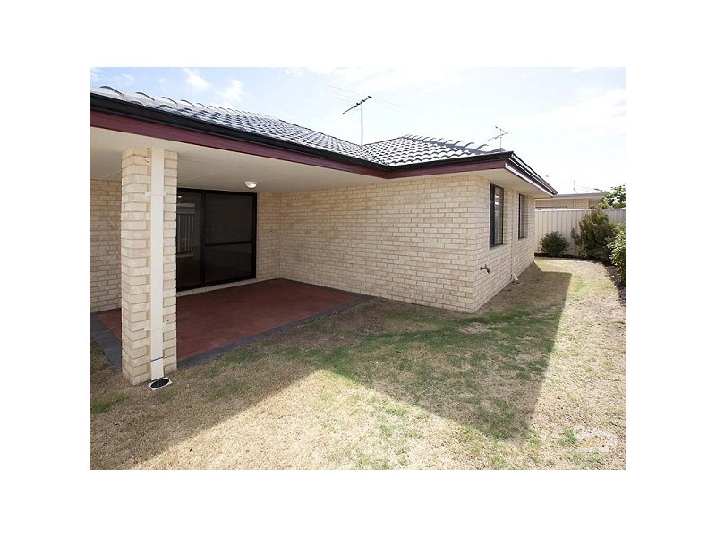 6 Wonich Fairway, Greenfields WA 6210