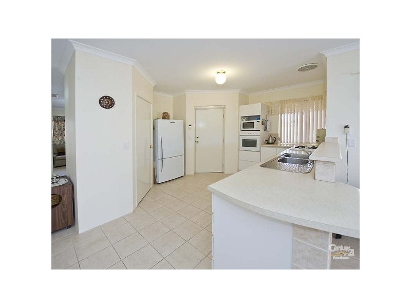 1/55 Leatherwood Way, Huntingdale WA 6110