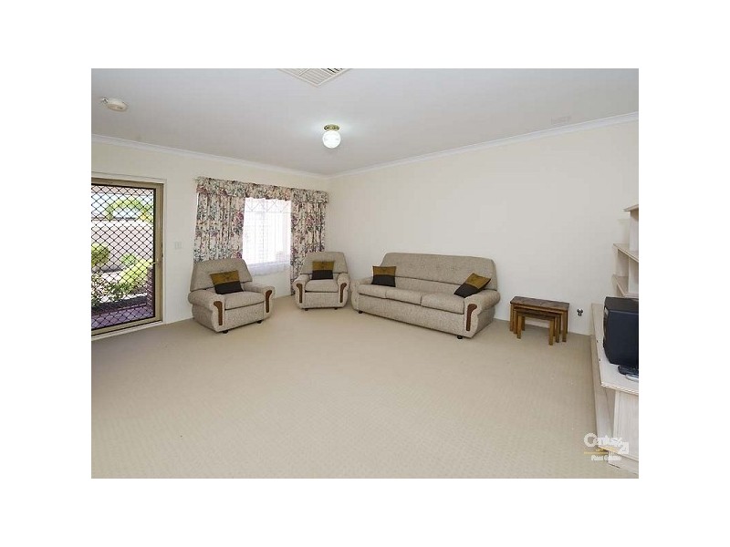 1/55 Leatherwood Way, Huntingdale WA 6110