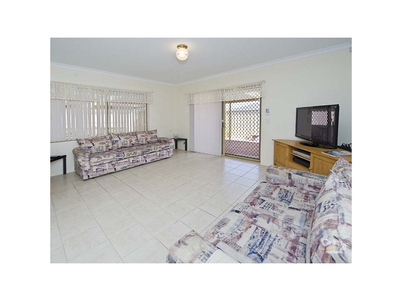 1/55 Leatherwood Way, Huntingdale WA 6110