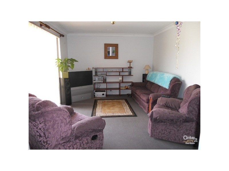 175 Elderberry Drive, South Lake WA 6164