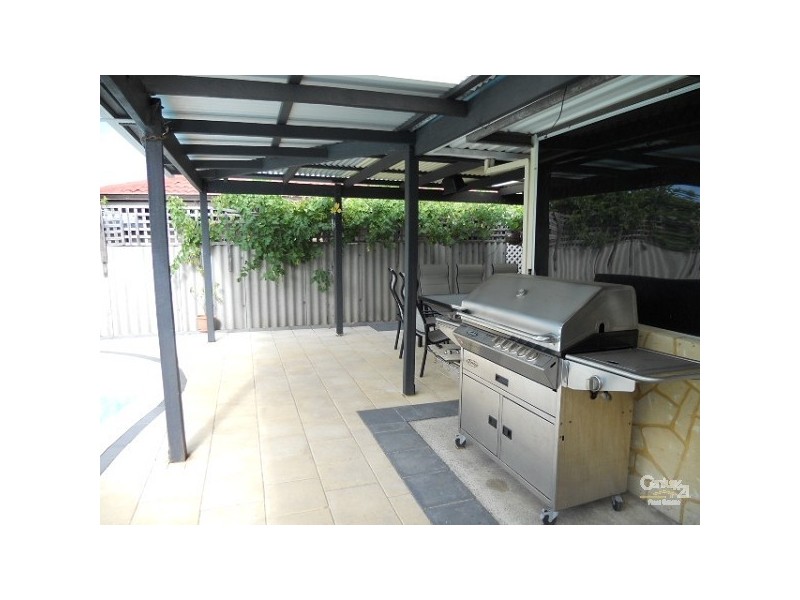 6 Mayo Court, Parkwood WA 6147