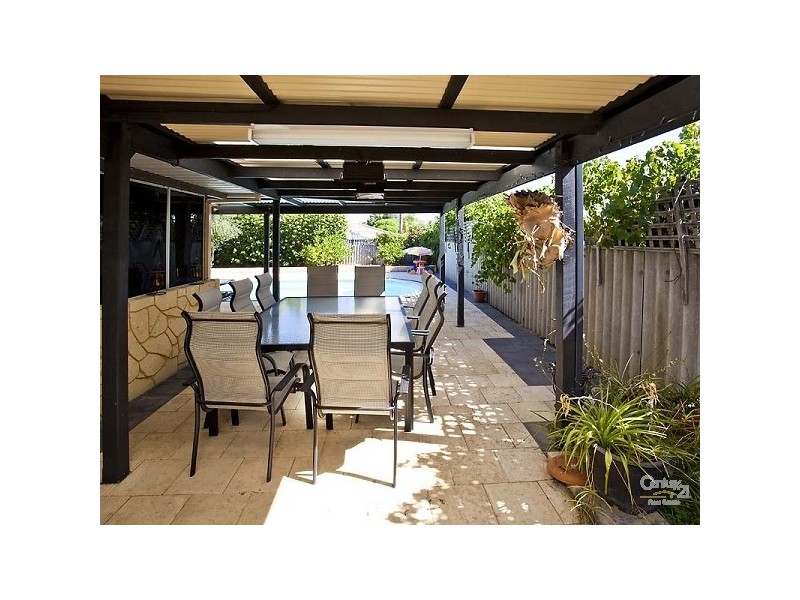 6 Mayo Court, Parkwood WA 6147