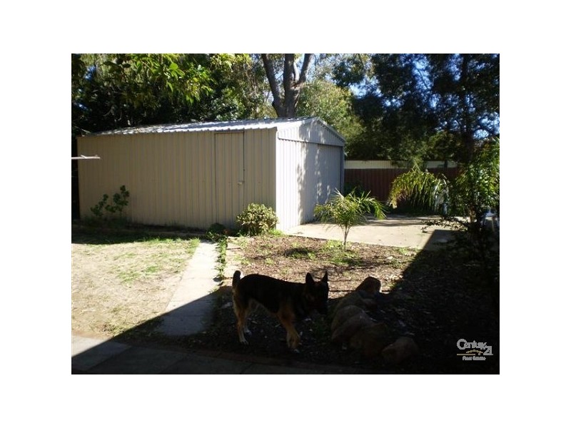 37 Parkfield Road, Kelmscott WA 6111