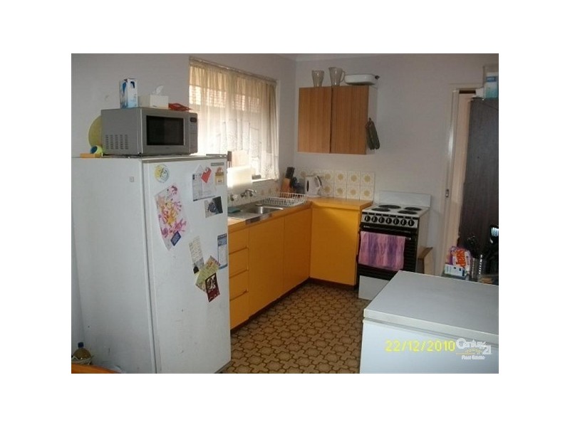 37 Parkfield Road, Kelmscott WA 6111