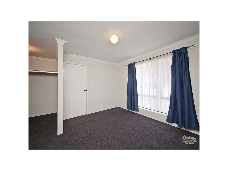 26 Parakeela Grove, Maddington WA 6109