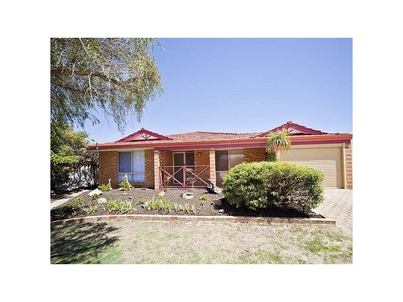 26 Parakeela Grove, Maddington WA 6109