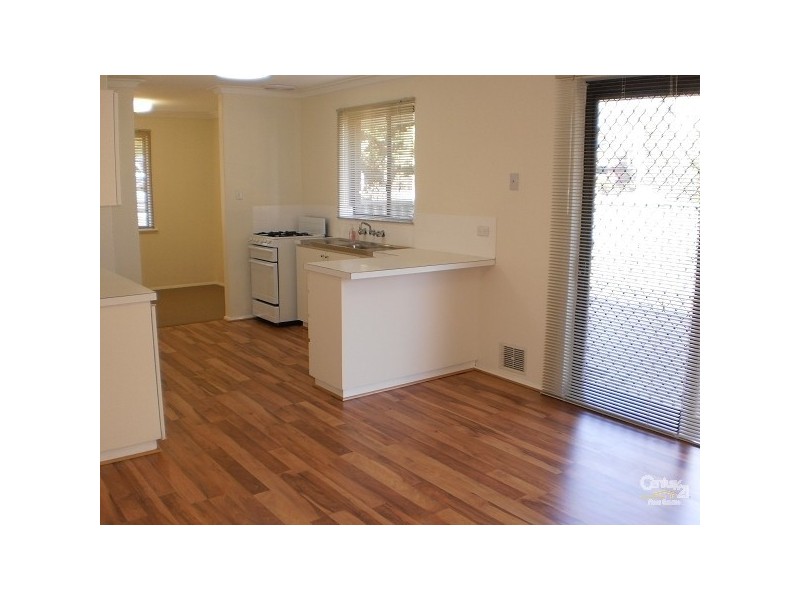 32 Rushbrook Way, Thornlie WA 6108