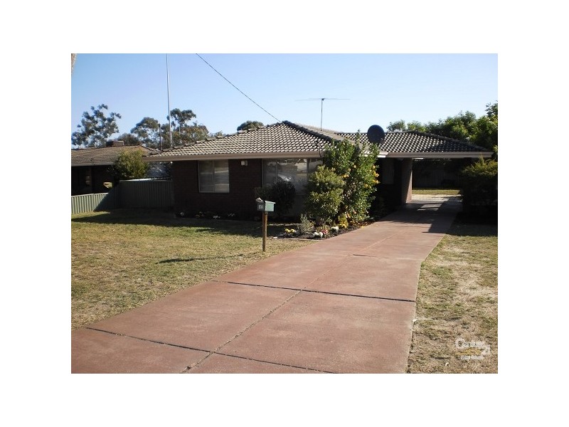 32 Rushbrook Way, Thornlie WA 6108
