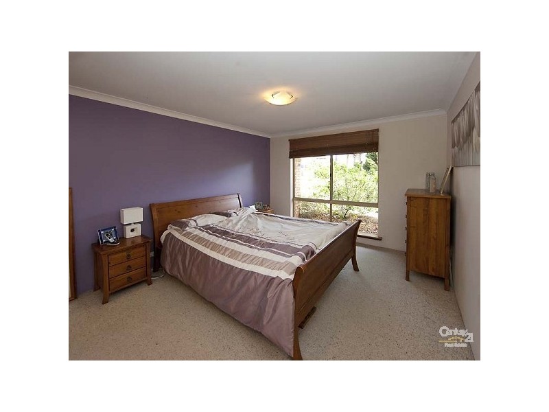 12 Sovereign Drive, Thornlie WA 6108