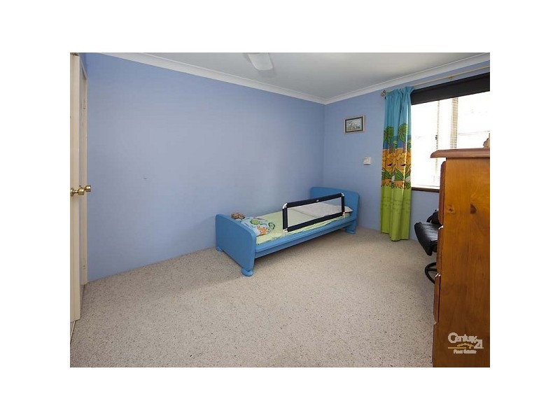 12 Sovereign Drive, Thornlie WA 6108