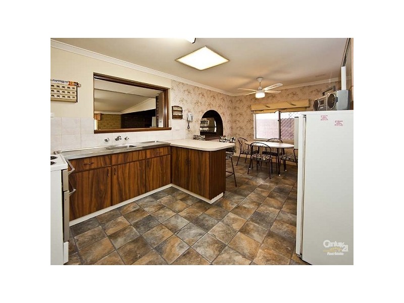 25 Birchington Street, Beckenham WA 6107