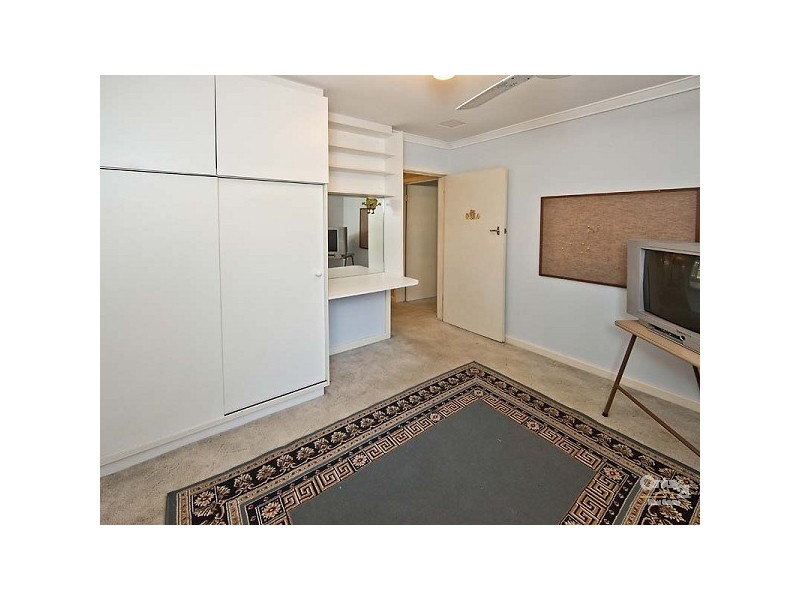 25 Birchington Street, Beckenham WA 6107