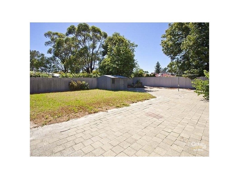 25 Birchington Street, Beckenham WA 6107