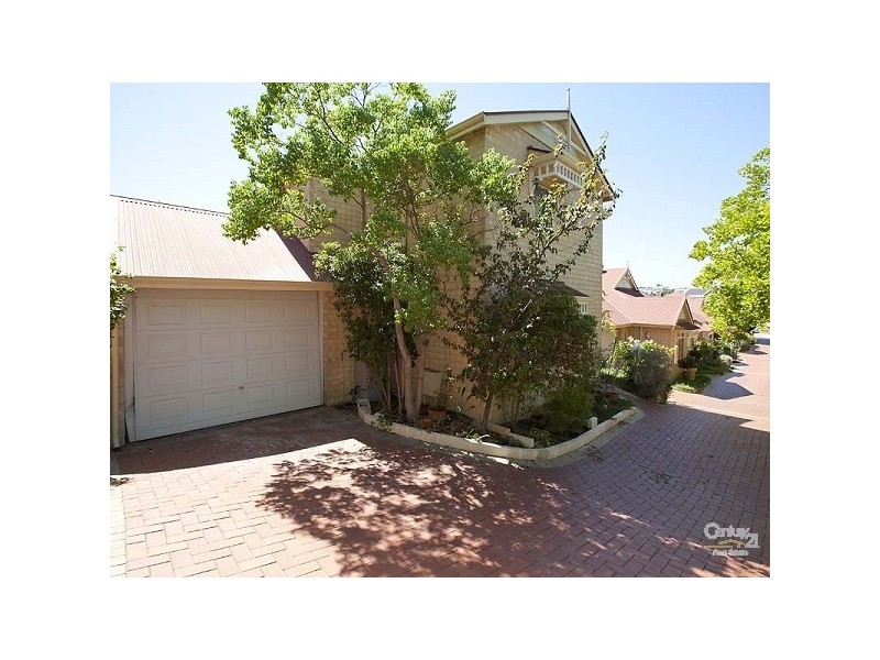 5/42 John Street, North Fremantle WA 6159