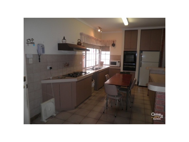 4 Suffolk Street, Fremantle WA 6160