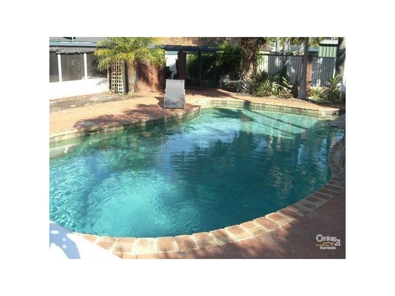 77 Shillington Way, Thornlie WA 6108