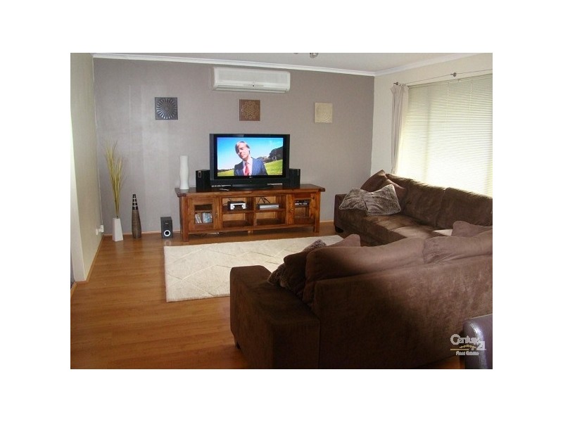 77 Shillington Way, Thornlie WA 6108