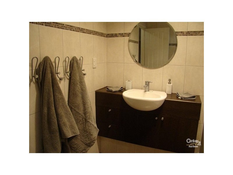 77 Shillington Way, Thornlie WA 6108