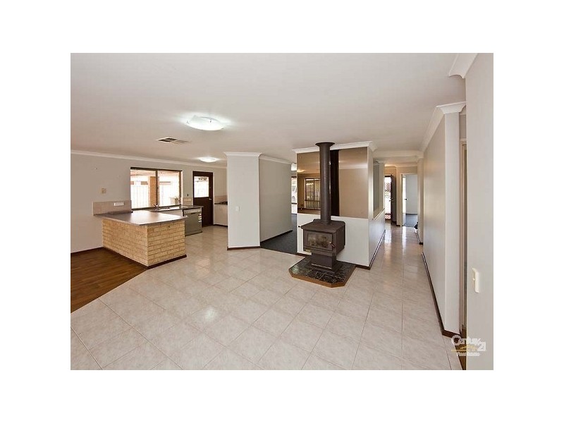 12 Sayer Crescent, Gosnells WA 6110