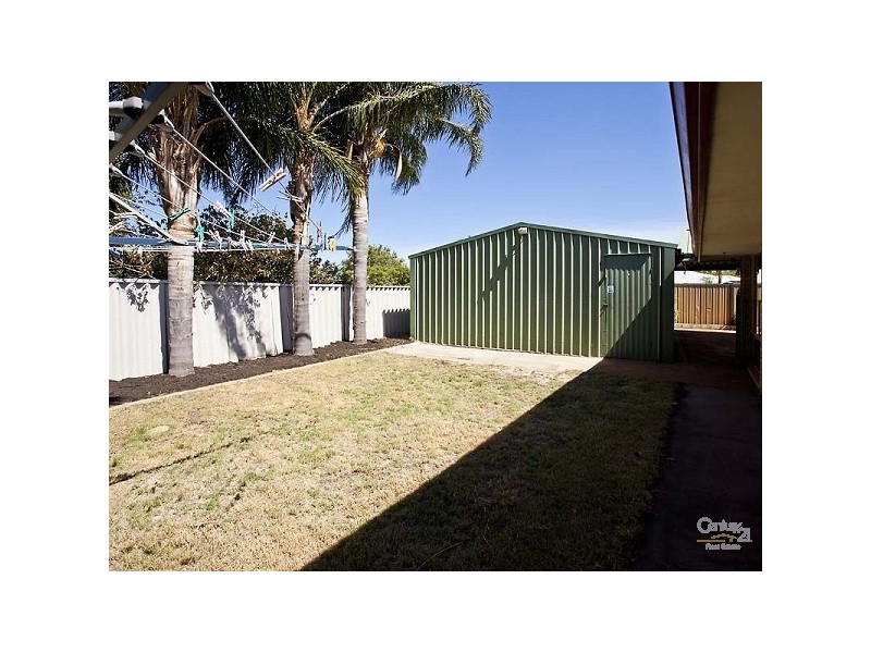 12 Sayer Crescent, Gosnells WA 6110