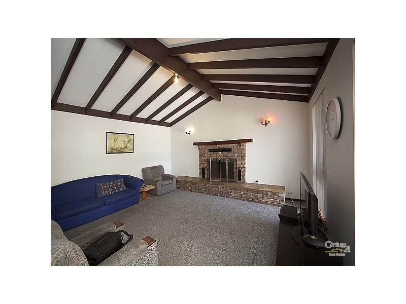 28 Kingsford Way, Huntingdale WA 6110