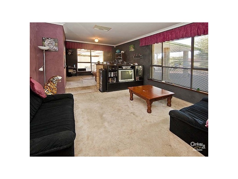 5 Hoya Court, Thornlie WA 6108
