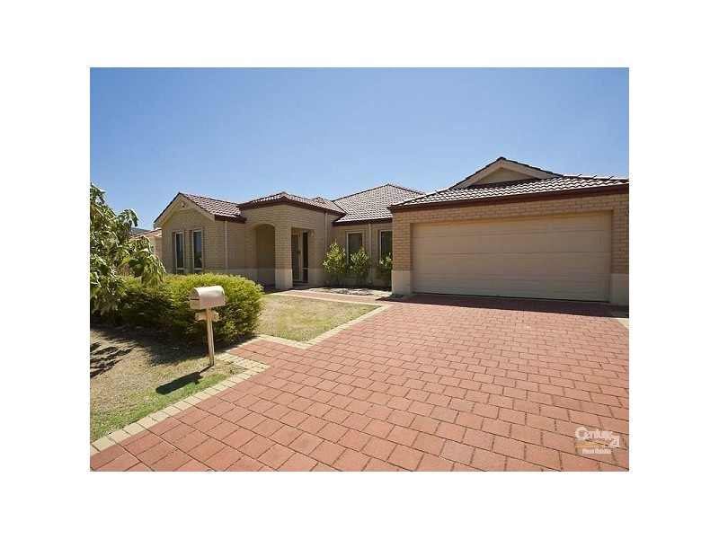 12 Ruth Ave, Canning Vale WA 6155