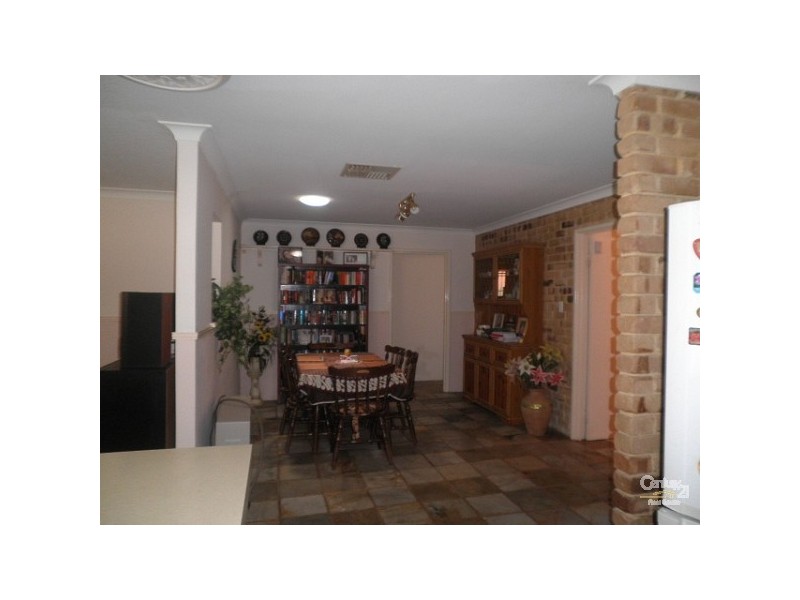 52 Ovens Road, Thornlie WA 6108