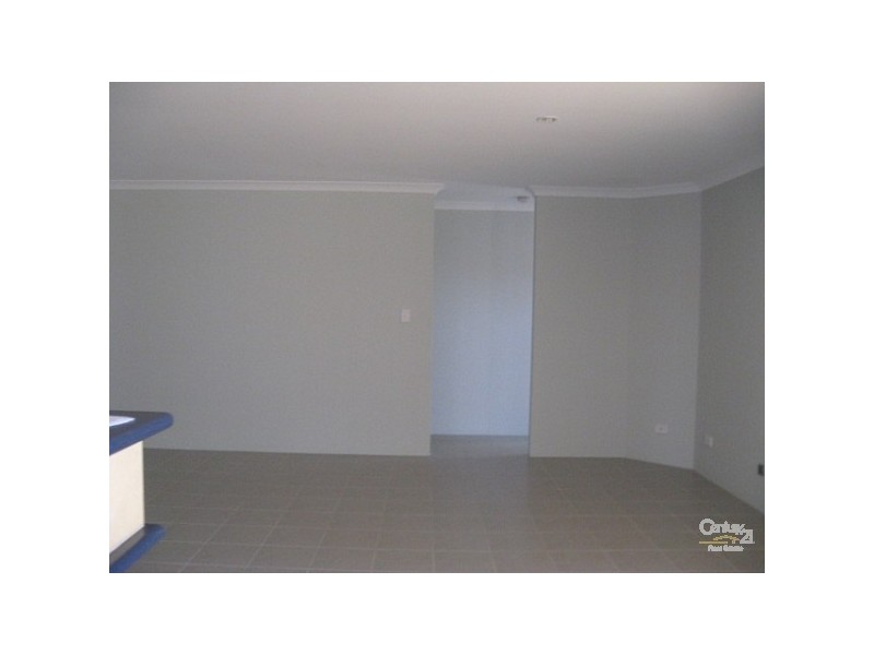 20 Springdale Boulevard, Secret Harbour WA 6173