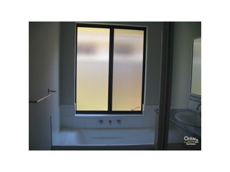 20 Springdale Boulevard, Secret Harbour WA 6173