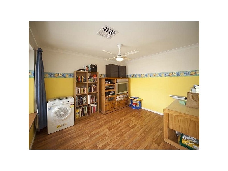 76 Queensville Avenue, Lynwood WA 6147