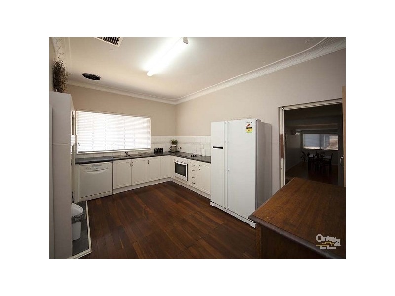 15 Morley Street, Maddington WA 6109