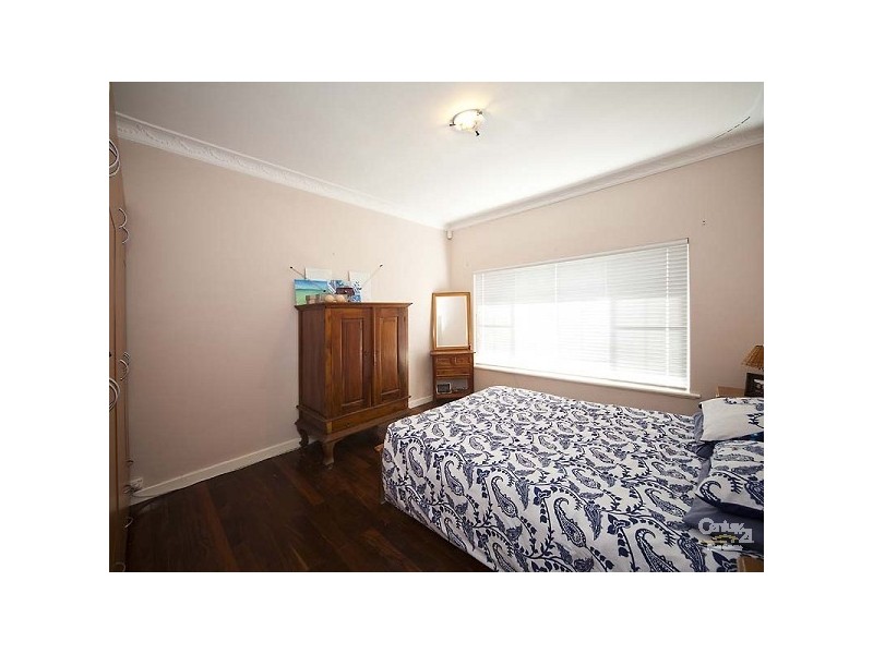 15 Morley Street, Maddington WA 6109