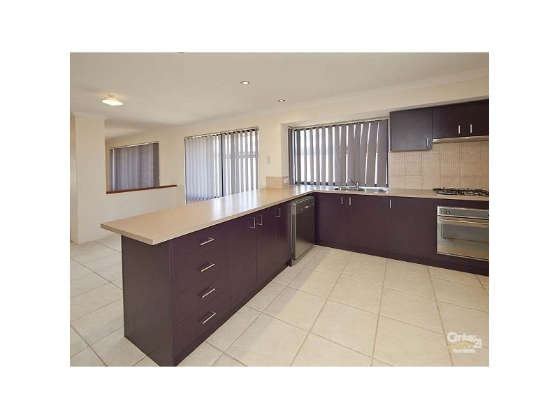 25 Merida Turn, Seville Grove WA 6112