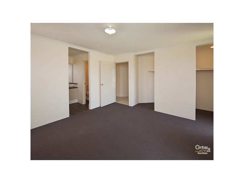 25 Merida Turn, Seville Grove WA 6112