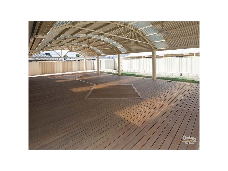 25 Merida Turn, Seville Grove WA 6112