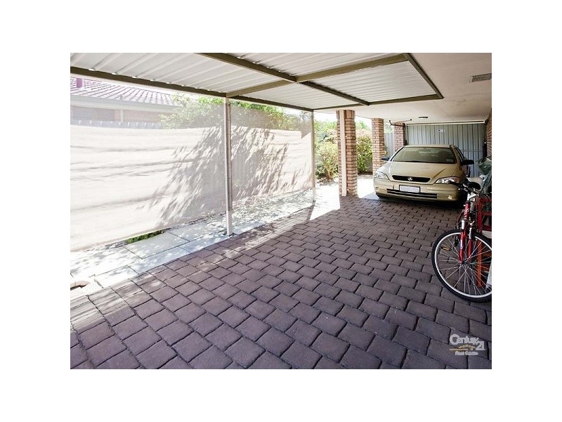 27 Hannan Place, Huntingdale WA 6110