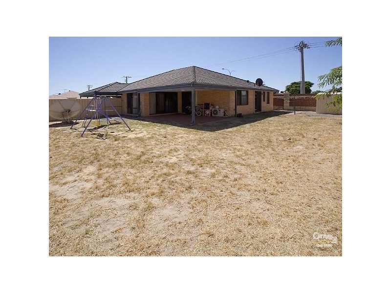 2 Bridge Road, Canning Vale WA 6155