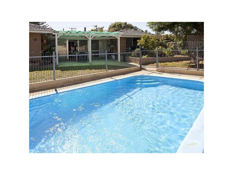 12 Norfolk Street, Forrestfield WA 6058