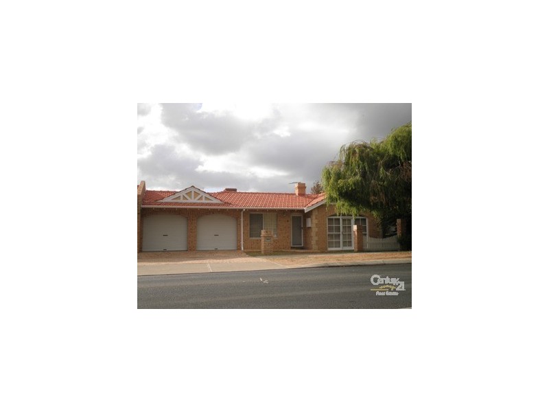 18 Sleat Road, Mount Pleasant WA 6153