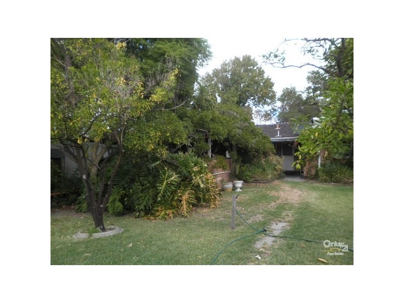 18 Croft Street, Gosnells WA 6110