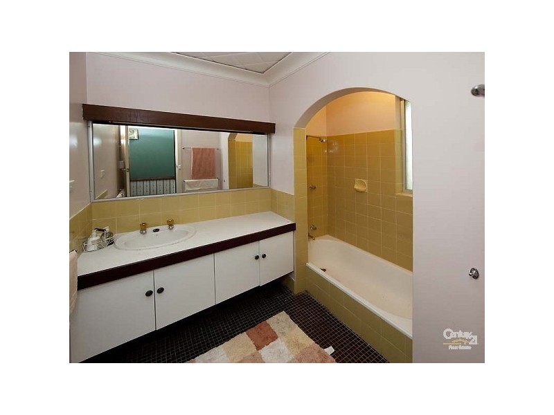 6 Union Road, Carmel WA 6076